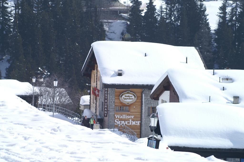 Swiss Chalet-Style Hotel Walliser Spycher Riederalp Phòng bức ảnh
