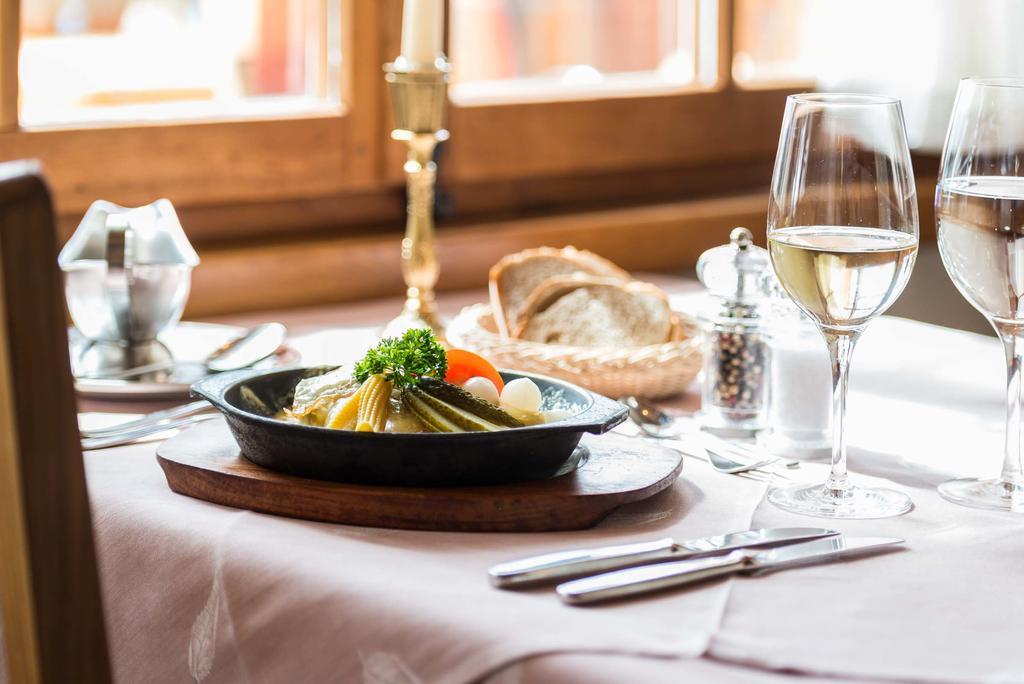 Swiss Chalet-Style Hotel Walliser Spycher Riederalp Ngoại thất bức ảnh